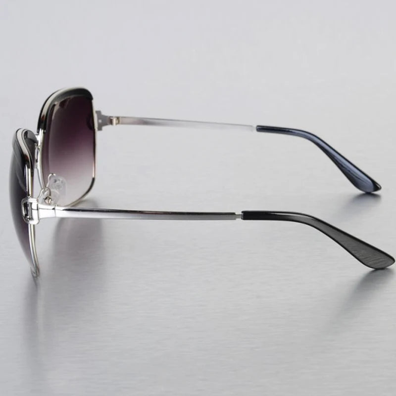 Óculos de Sol Feminino RunBird, armação com estilo luxuoso, designer moderno, atual com estilo contemporâneo
